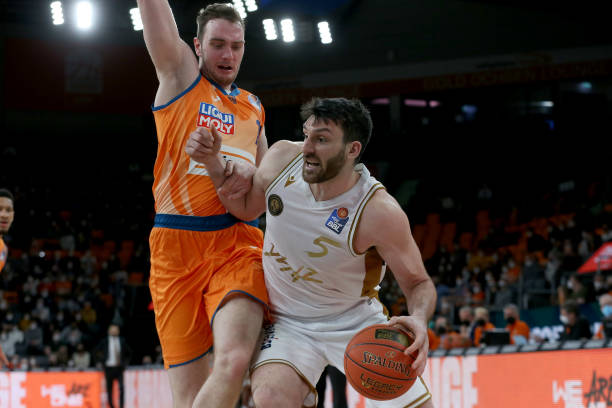 是不可或缺 是不可或缺